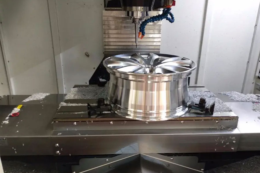 CNC Machining and Forming Process of Automobile Wheel Hub