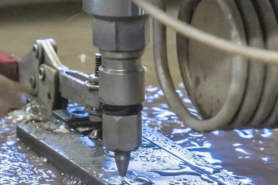 How to combine pressure and power in waterjet cutting to maintain the best cutting performance?